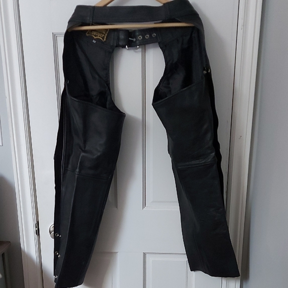 Black Heavy LESTH with Durable Fabric and Relaxed Fit